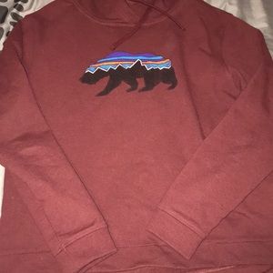 Maroon Patagonia Sweatshirt